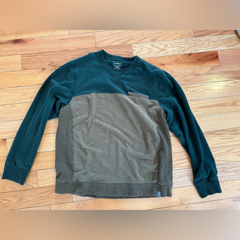 LL Bean Sweatshirt. Used Excellent Condition. Large